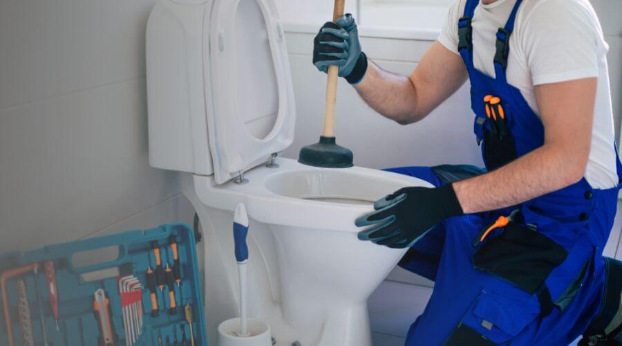 Professional expert plumbing services in Metamora, IN